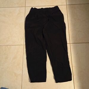 Lululemon Tapered-Leg Mid-Rise Pant 7/8 Length